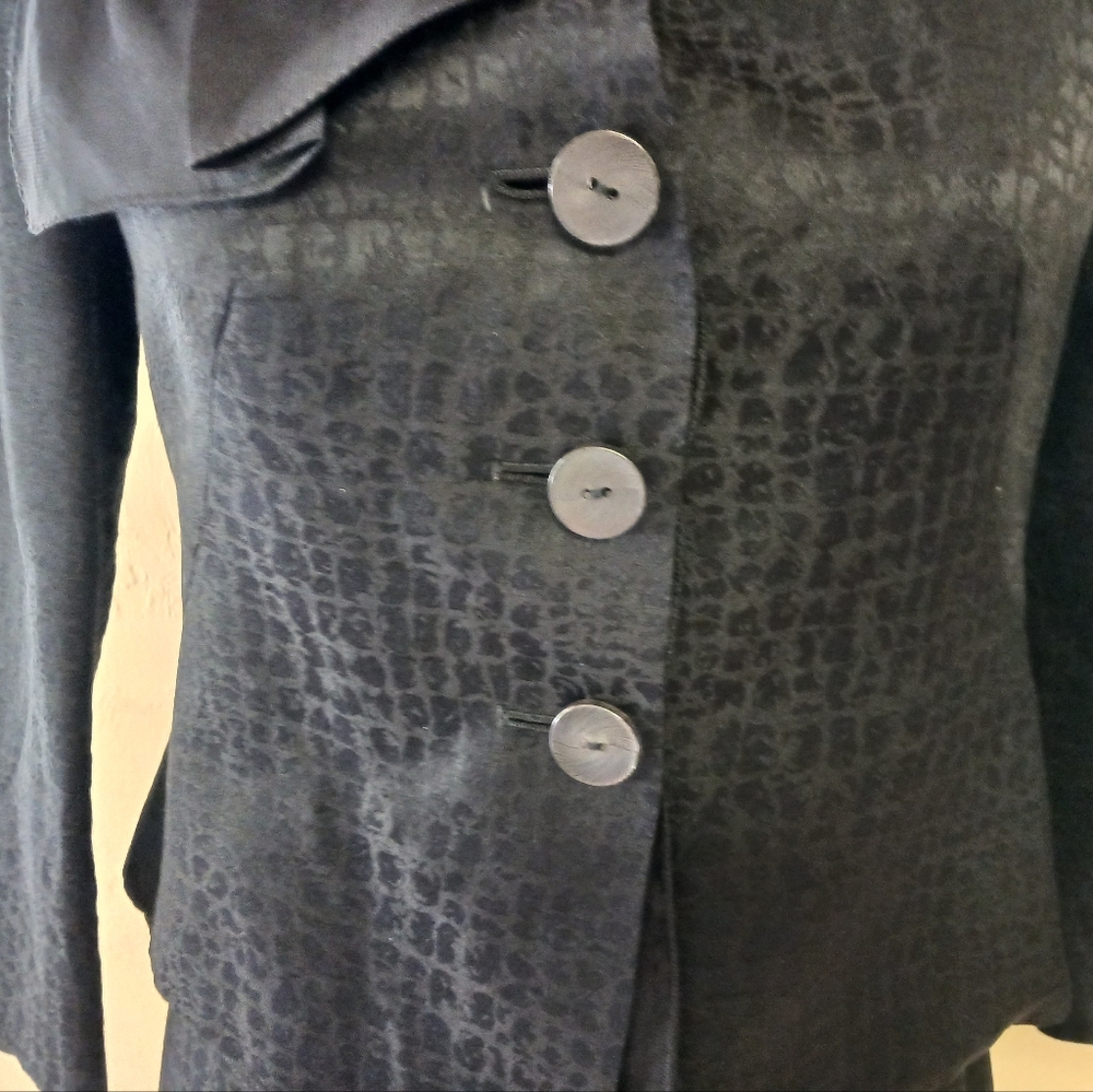 Vtg Armani 2 pc set collezioni black textured shoulder bow skirt suit blazer - Picture 4 of 16